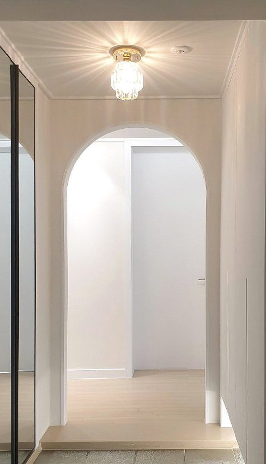 Gwangmyeong Station Desian Apartment — interior by HDG